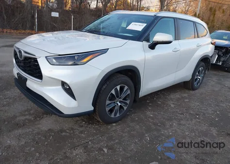 2024 Toyota Highlander Xle из США, поврежденный, VIN 5TDKDRBHXRS555696